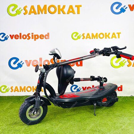 Электросамокат-Volt-200-Carbon-сложенный