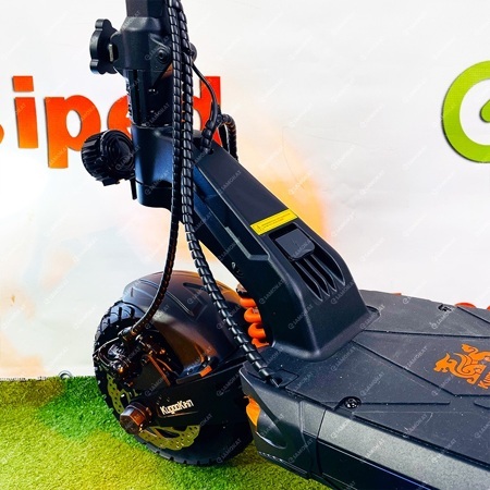 Электросамокат-Kugoo-Kirin-G2-Pro-Max-разъем-для-зарядки